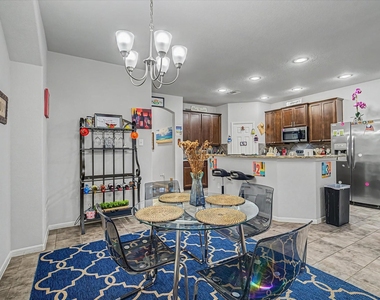 16534 Twinwalker Drive - Photo Thumbnail 4