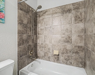 16534 Twinwalker Drive - Photo Thumbnail 22