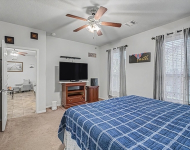 16534 Twinwalker Drive - Photo Thumbnail 10