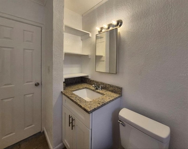 1726 W Chestnut Street - Photo Thumbnail 15