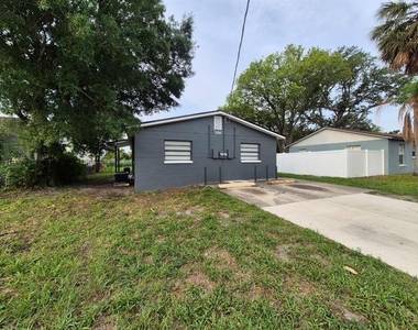1726 W Chestnut Street - Photo Thumbnail 2