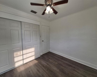 1726 W Chestnut Street - Photo Thumbnail 18