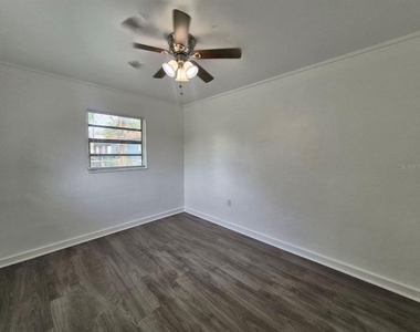 1726 W Chestnut Street - Photo Thumbnail 14