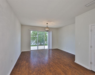 9160 Hillcroft Drive - Photo Thumbnail 2