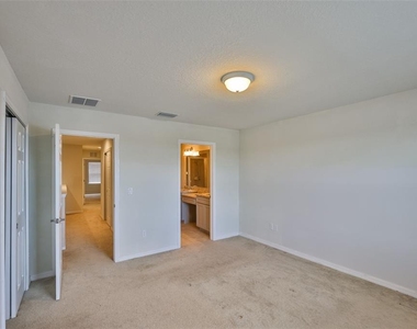9160 Hillcroft Drive - Photo Thumbnail 22