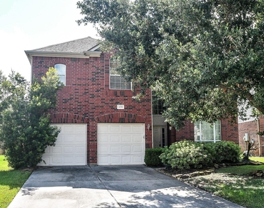 3015 Darby Brook Drive - Photo Thumbnail 1