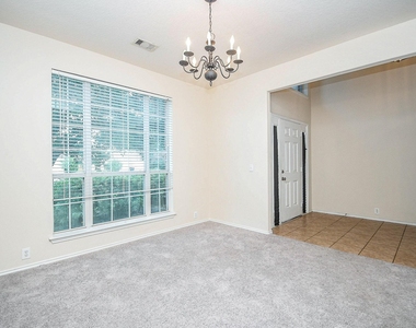 3015 Darby Brook Drive - Photo Thumbnail 2