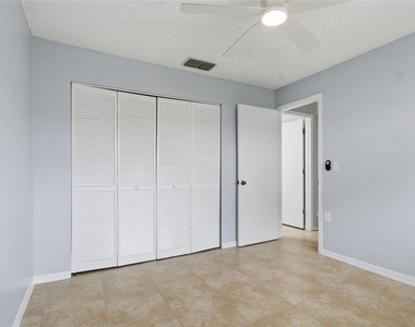 2701 Countryside Boulevard - Photo Thumbnail 12
