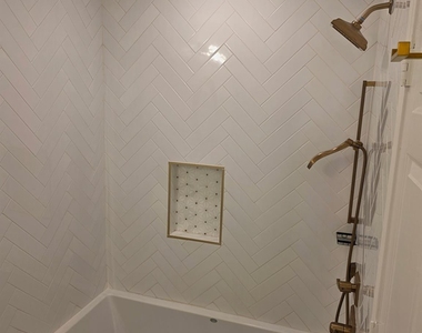 20330 Savannah Bay Road - Photo Thumbnail 9