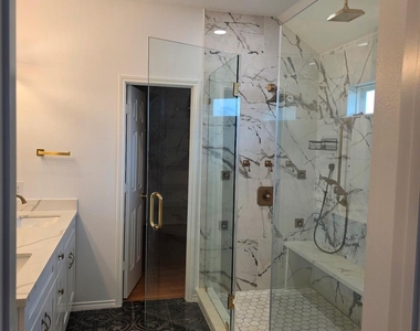 20330 Savannah Bay Road - Photo Thumbnail 13