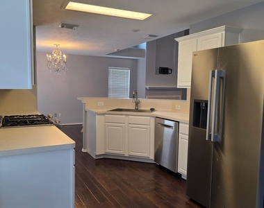20330 Savannah Bay Road - Photo Thumbnail 6