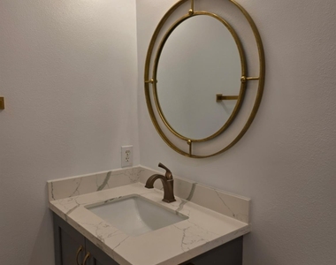 20330 Savannah Bay Road - Photo Thumbnail 10