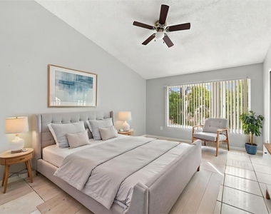 29924 Playa Del Rey Lane - Photo Thumbnail 11