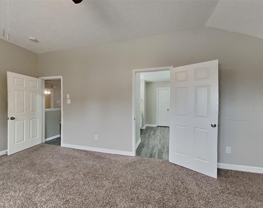 21884 Whispering Forest Drive - Photo Thumbnail 5