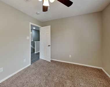 21884 Whispering Forest Drive - Photo Thumbnail 9
