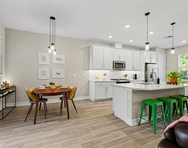5054 San Martino Drive - Photo Thumbnail 8