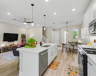 5054 San Martino Drive - Photo Thumbnail 13