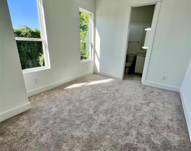 505 Schweikhardt Street - Photo Thumbnail 8