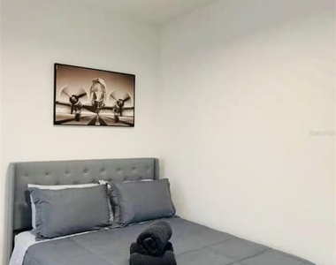 289 Boundary Boulevard - Photo Thumbnail 8