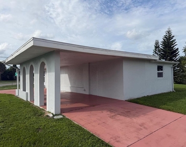 2288 Harbor Boulevard - Photo Thumbnail 26