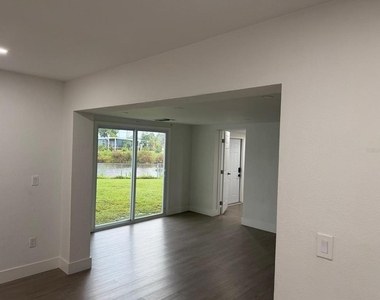 2288 Harbor Boulevard - Photo Thumbnail 20
