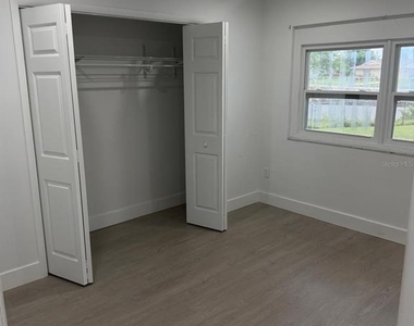 2288 Harbor Boulevard - Photo Thumbnail 7
