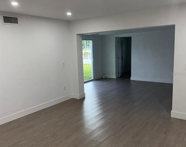 2288 Harbor Boulevard - Photo Thumbnail 16