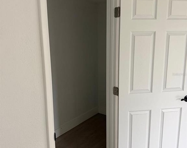 2288 Harbor Boulevard - Photo Thumbnail 15