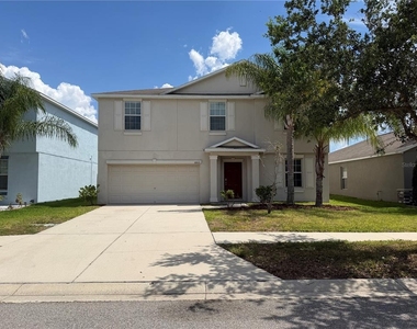 10013 Crested Fringe Drive - Photo Thumbnail 2