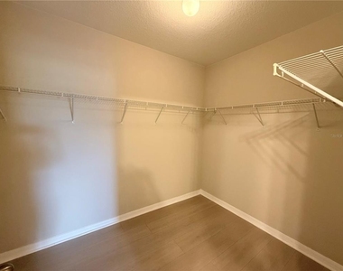 10013 Crested Fringe Drive - Photo Thumbnail 12