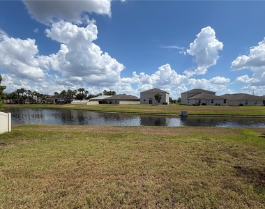 10013 Crested Fringe Drive - Photo Thumbnail 23