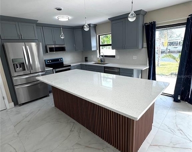 10708 Donbrese Avenue - Photo Thumbnail 20