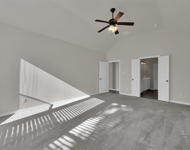 2 Maitland Court - Photo Thumbnail 16