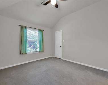 2 Maitland Court - Photo Thumbnail 19