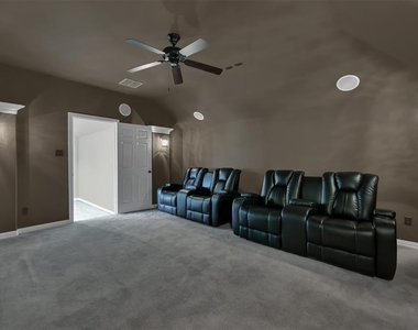2 Maitland Court - Photo Thumbnail 33