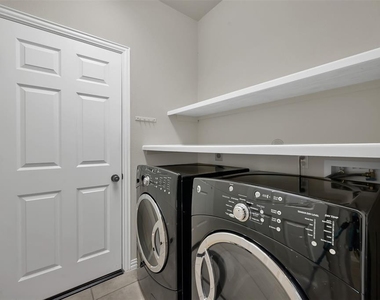 2 Maitland Court - Photo Thumbnail 24