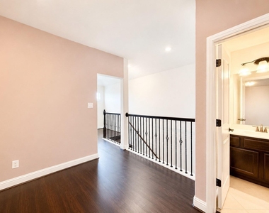 7742 Candlelight Park Lane - Photo Thumbnail 21
