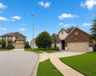 7742 Candlelight Park Lane - Photo Thumbnail 1