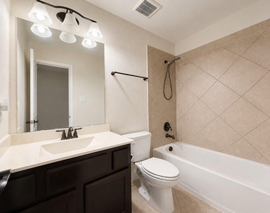 7742 Candlelight Park Lane - Photo Thumbnail 19