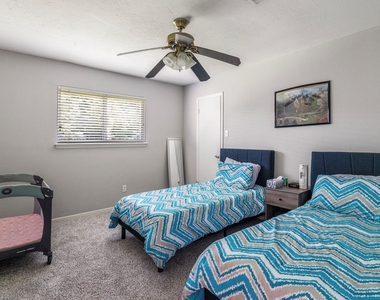 7534 Quail Meadow Drive - Photo Thumbnail 5