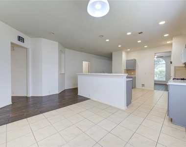 14027 Coveney Drive - Photo Thumbnail 38