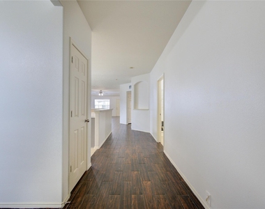 14027 Coveney Drive - Photo Thumbnail 20