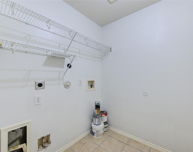 14027 Coveney Drive - Photo Thumbnail 21