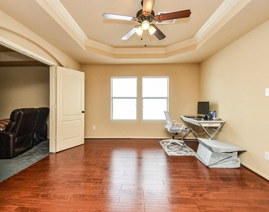 26711 Eagle Park Lane - Photo Thumbnail 34