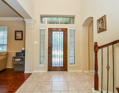 26711 Eagle Park Lane - Photo Thumbnail 6