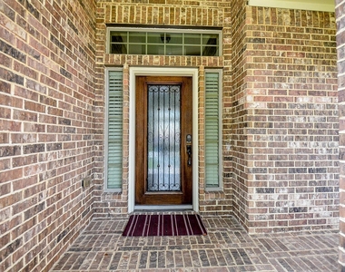 26711 Eagle Park Lane - Photo Thumbnail 5