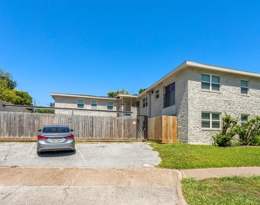 3601 Murworth Drive - Photo Thumbnail 5