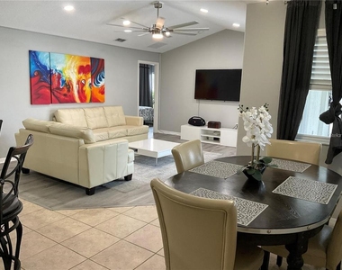 532 Dolcetto Drive - Photo Thumbnail 7