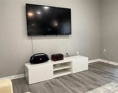 532 Dolcetto Drive - Photo Thumbnail 5