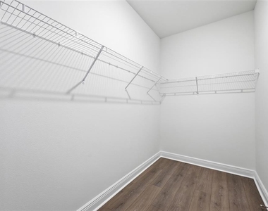 10085 Ballast Drive - Photo Thumbnail 33